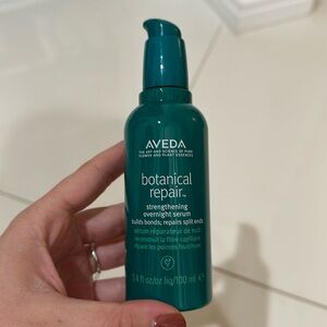 Aveda Botanical Repair Strengthening Overnight Serum